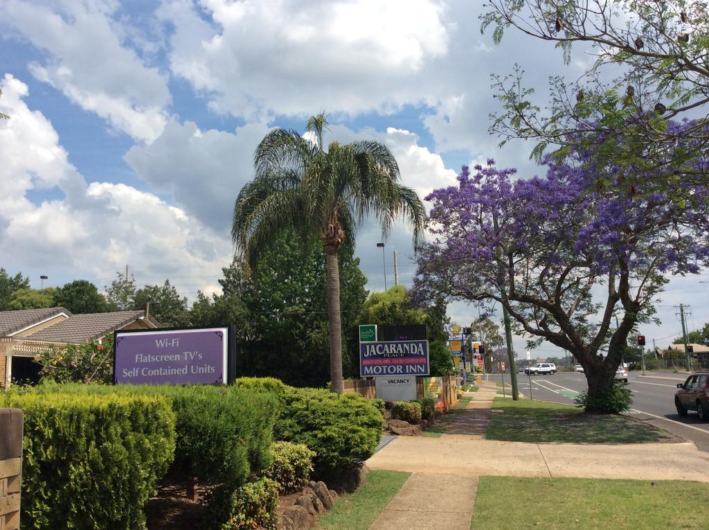 Jacaranda Place Motor Inn Toowoomba Exterior photo